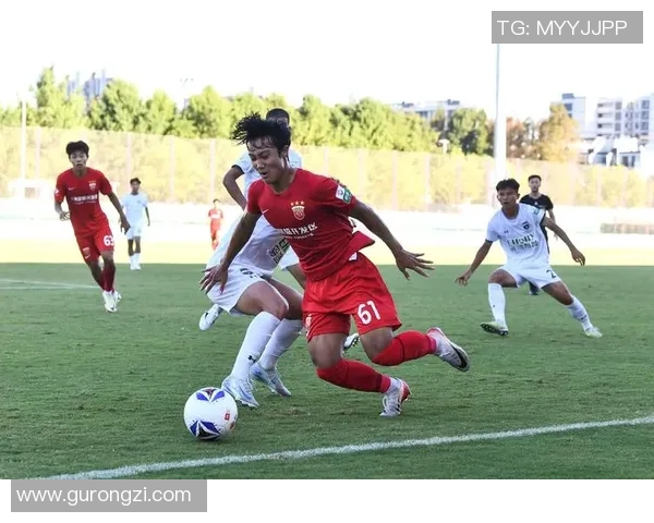 上海足球队在足球意识排行榜中荣登第八名展现实力与潜力