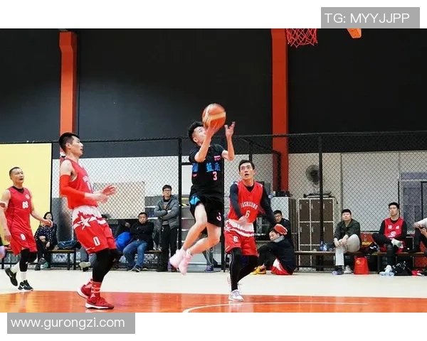 赛后分析：上海篮球队与南京篮球队的默契配合与战术执行探讨